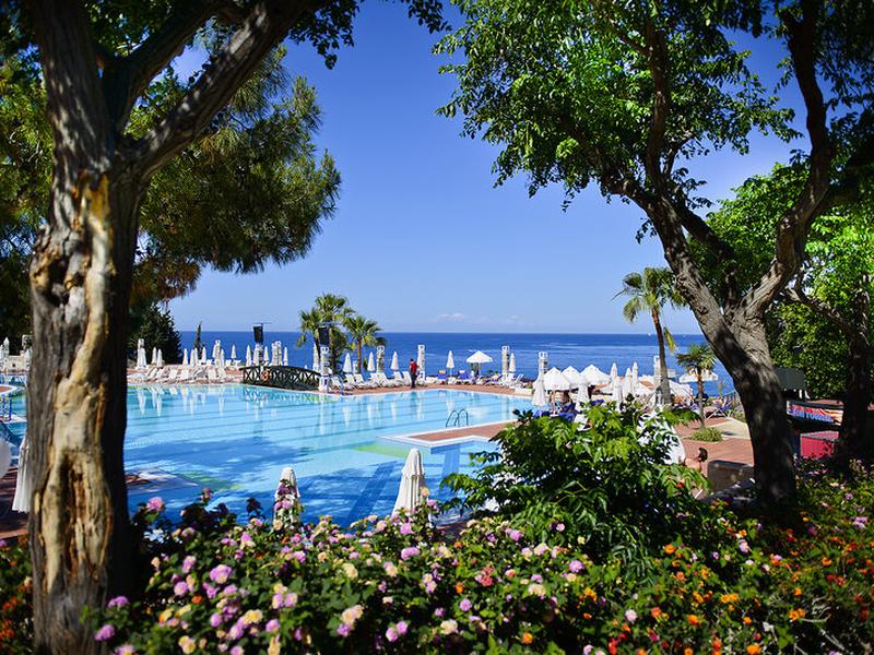 4D03DF9A7E9DFB7A39ED8868F4535821