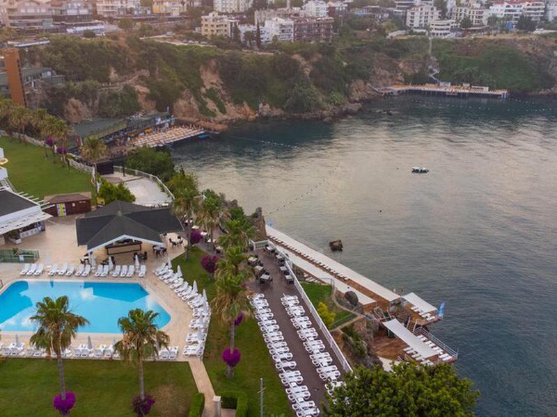 E8547511A791F9A7A9BFF89838D109FC