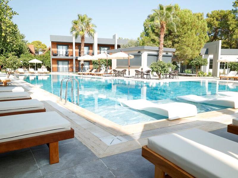 B6219E2641B737AF9A83571BB863C4A9