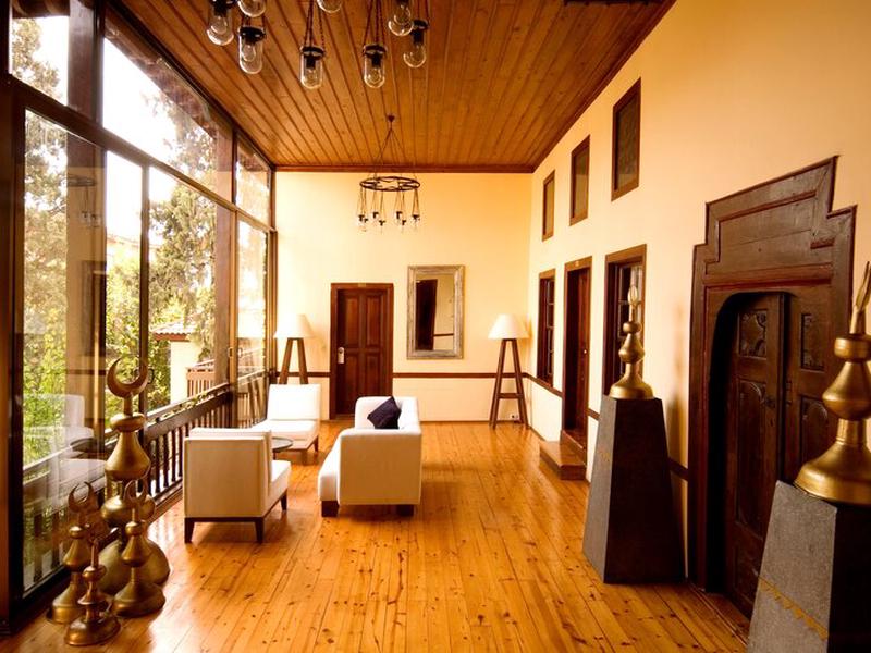 EDFDF2D6A99F2F644F17730DB5B4DAA4