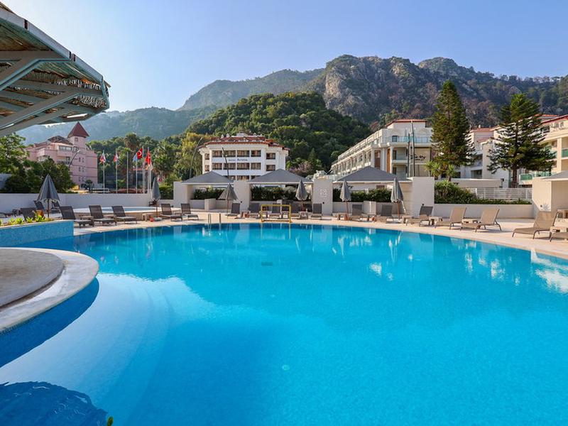 5244AF8893641269D8A30E2C69F6A9C6