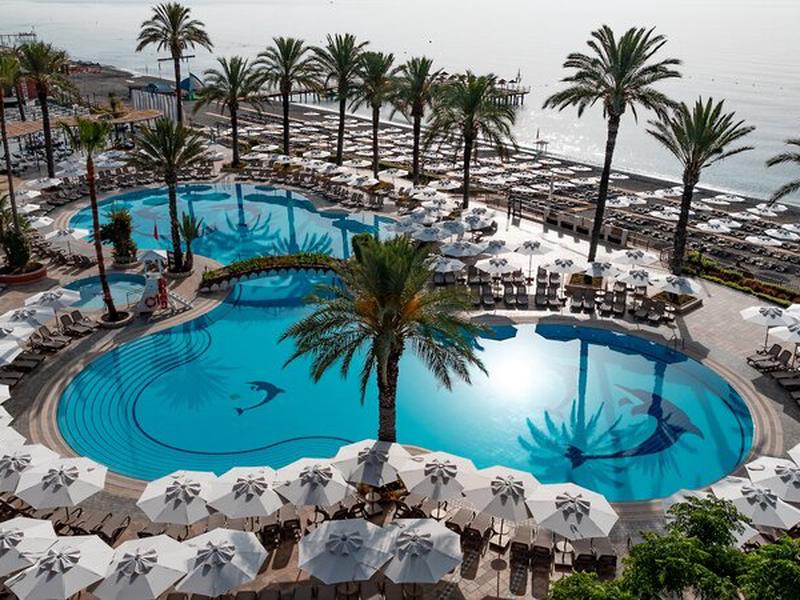 20E034201F23BBA8ADCF94FBC8F9B6F8