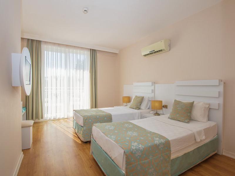 B8F9E4B828E7F19DF6A565020447CDFE