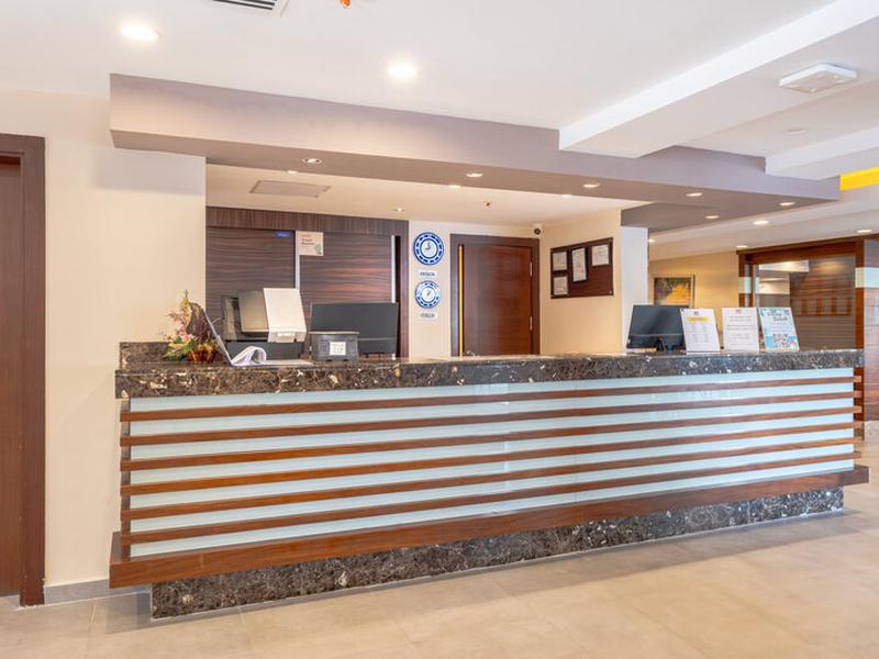 5DC5424C68D22D9E5FF6A4BC42F44349