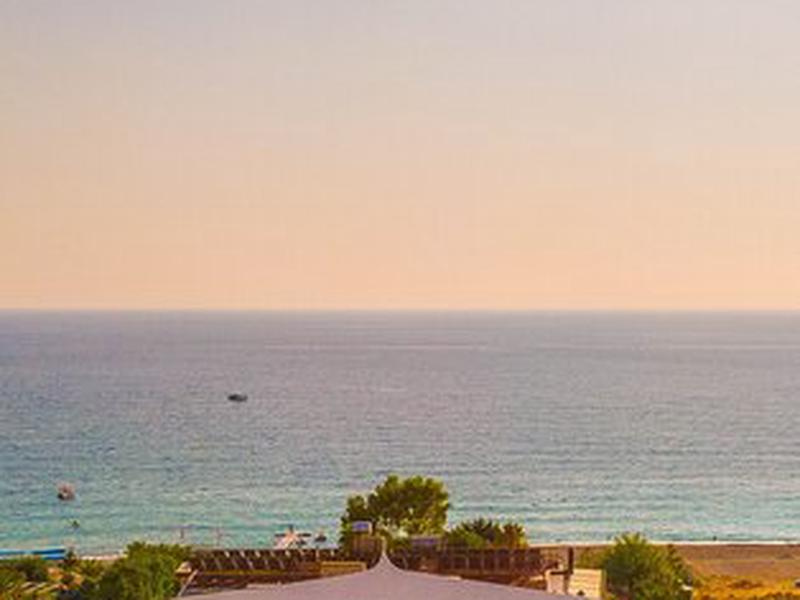 B20FB370DA03A2D4A2D7525302E2EDAF