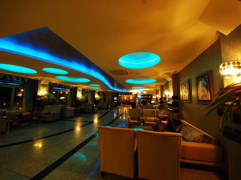 B2E2AFA39A4CB81D5C7D3D94D9686CA9