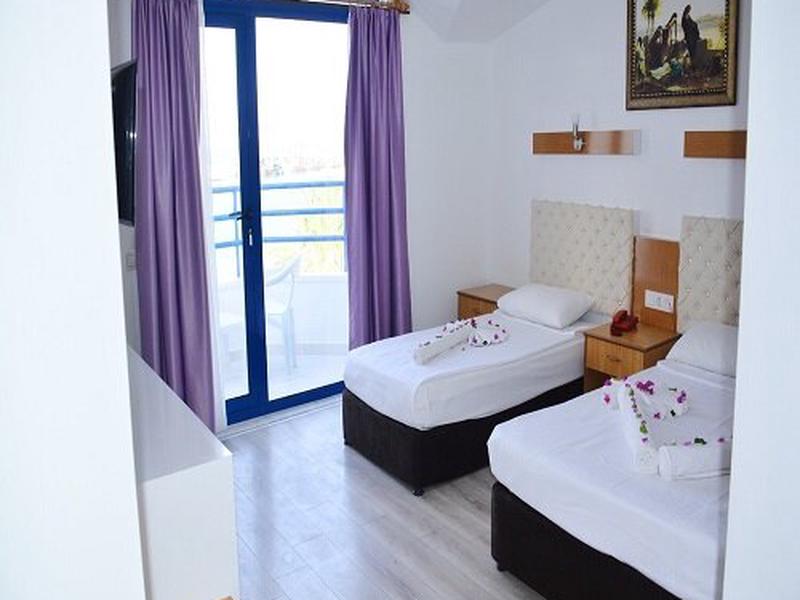 EB9F3FDDFE2ABB477291C07093C04886