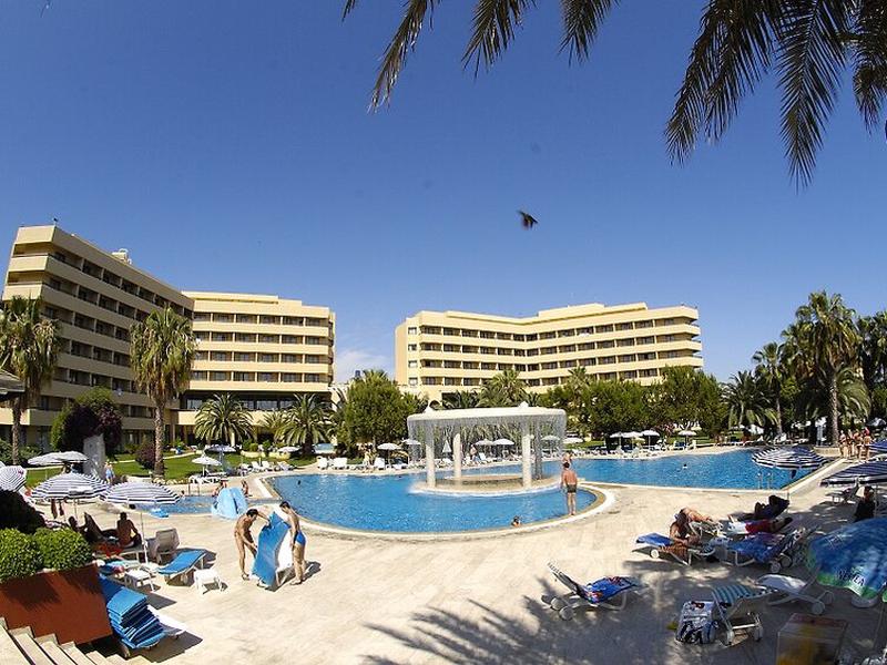 2E0C71D7C02002957A2247D7FDA78195