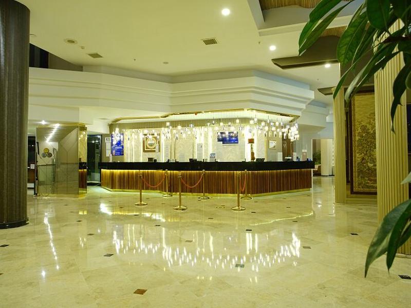 040C1A37F60BD0BC146A65D4C7AF313F