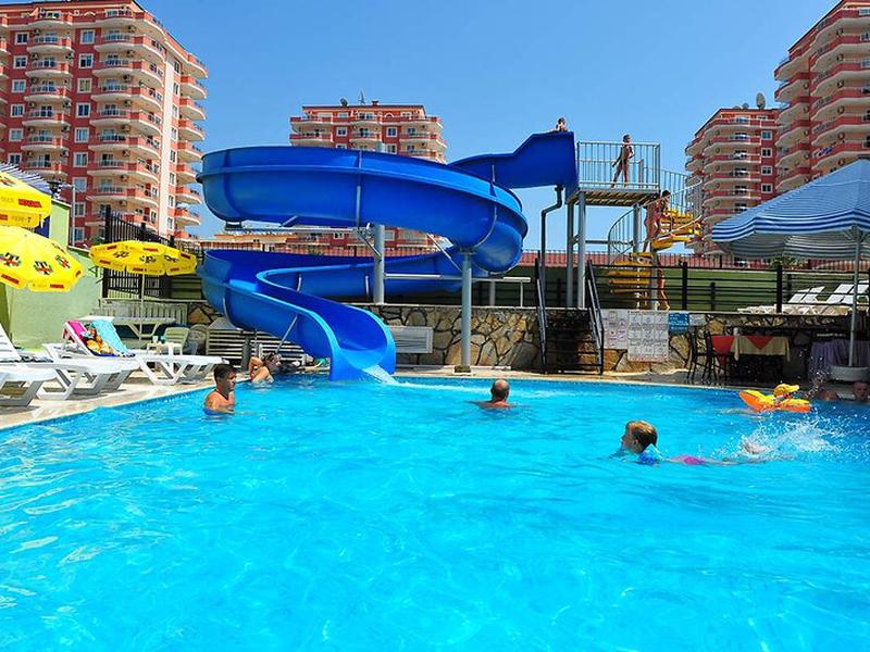 13E8E41B26137E1A463E3D62FAA0F5AF