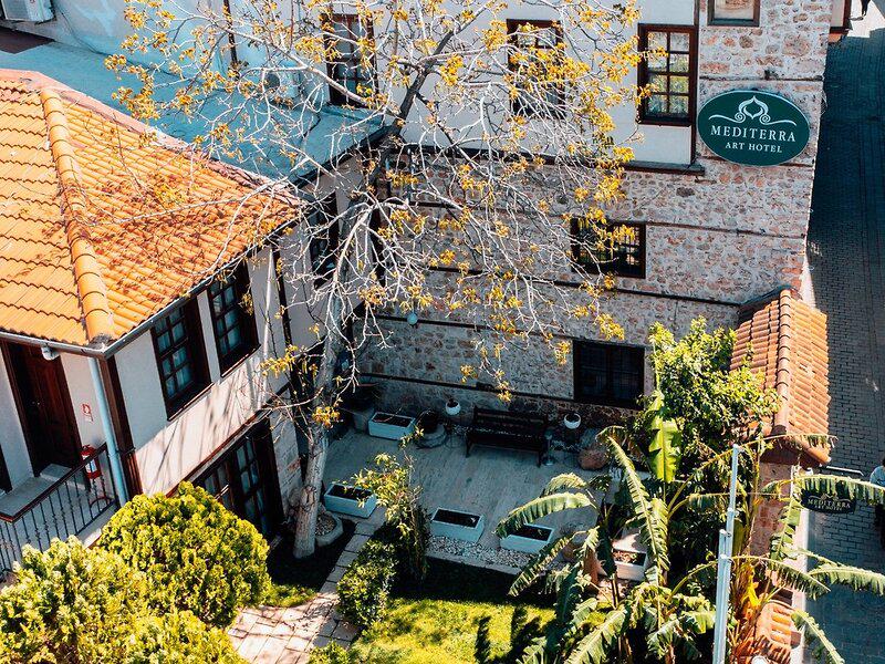 2E9188B3DDADB5635712B43FC9598172