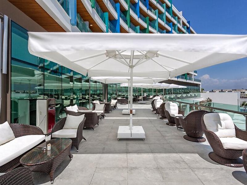 55AF2AD534A18140F95192F18899A8D9