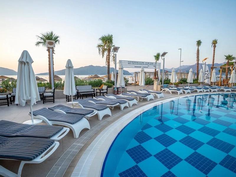 B855F5DA8318F0821F4FD55DEFAA674B