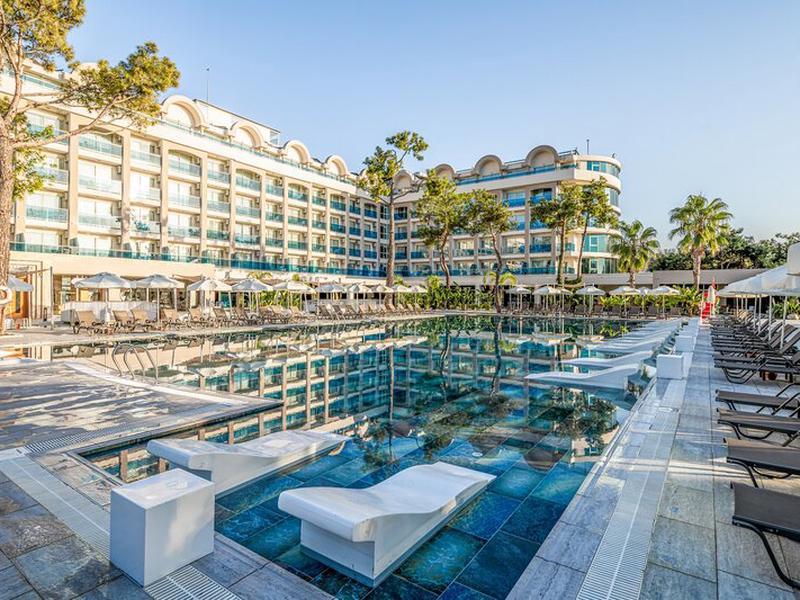 868AA94B5DEF5E2D49EE37D18DEC3EF2