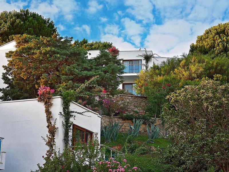 35E91F9C18E1ED65E76EBE1EB9D2AD0A