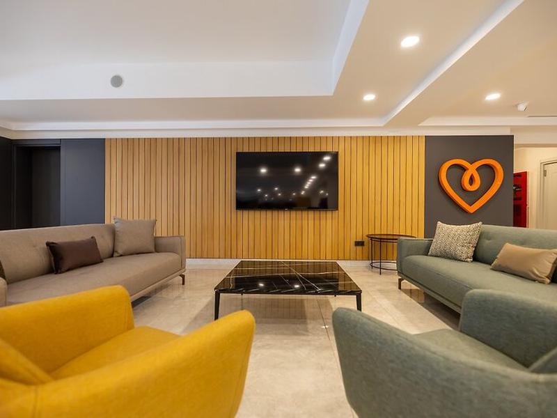 36F7F3530C9A2AF51A6EC6C26CC41E15