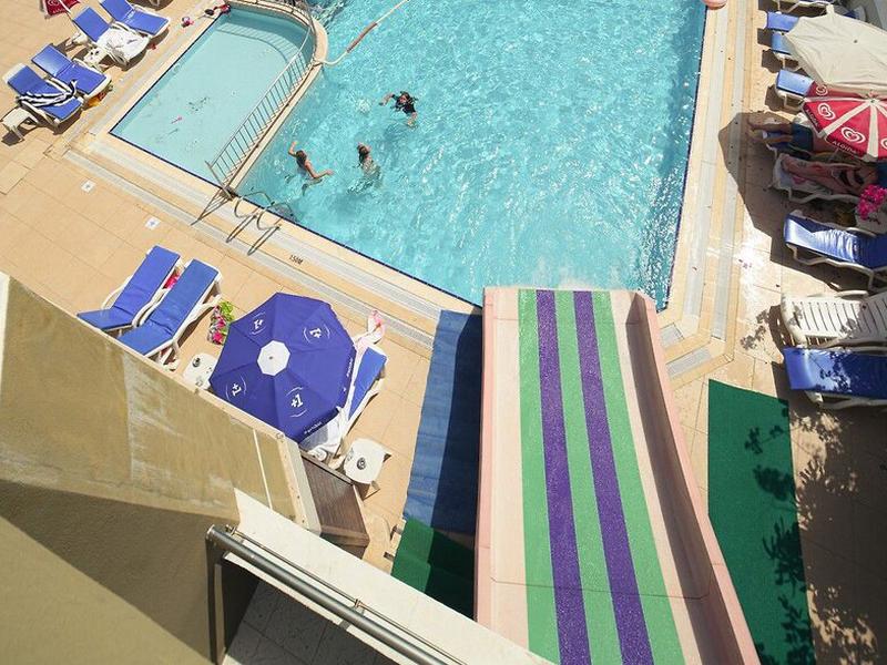 946B7043618164EB2A2D1C3A4C943F11