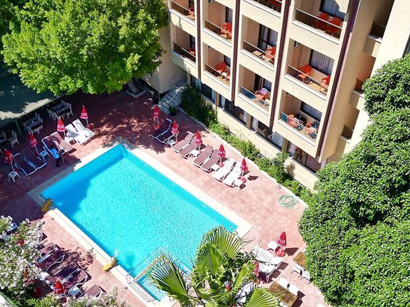 8D5CA1447A00626CD65BF0AE655FDCE0