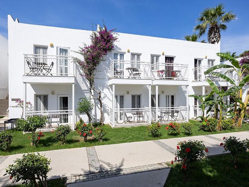 D4EB5CCC47186C9D3913AC7B458283D3