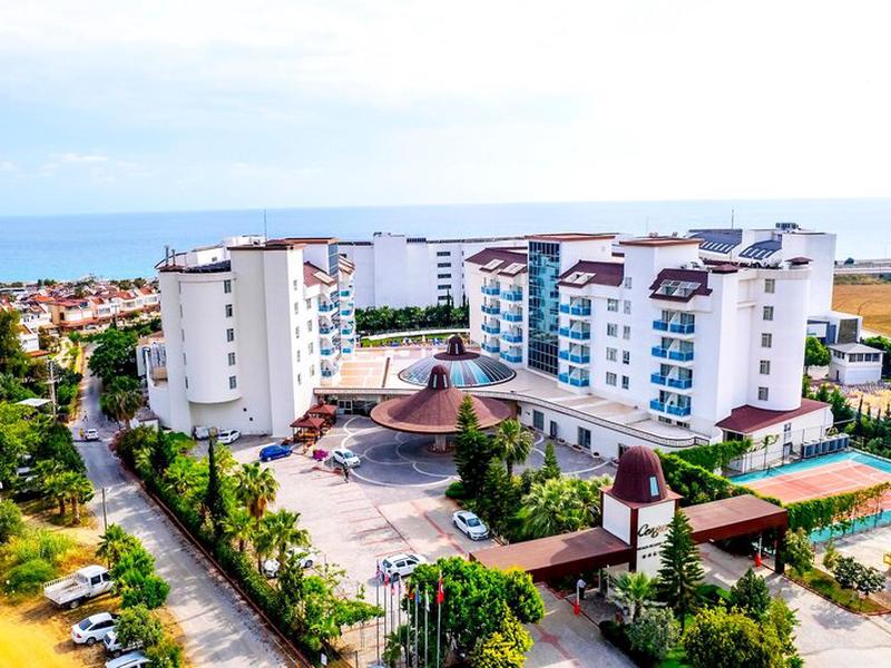 Cenger Beach Resort & Spa