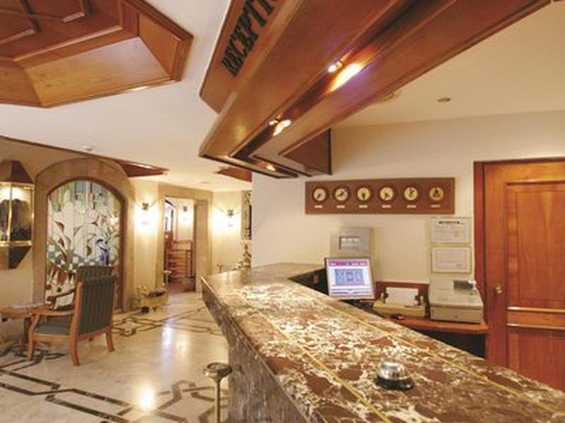 94CB446EBD761376088896831F9C3C18