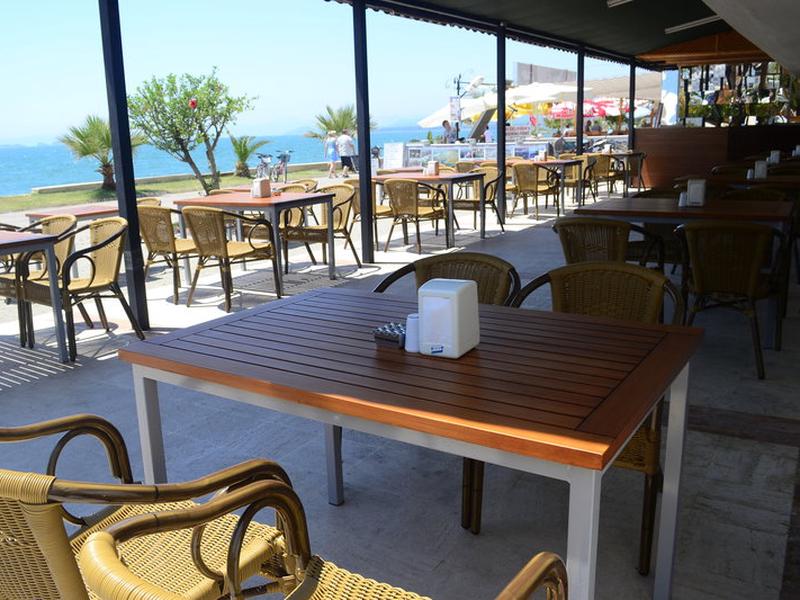 0D50F3687162D837F9AF8EA85874D421