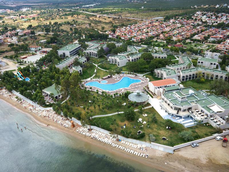 B7B47FEA5B574A4D1E23A281E0BA0B2D