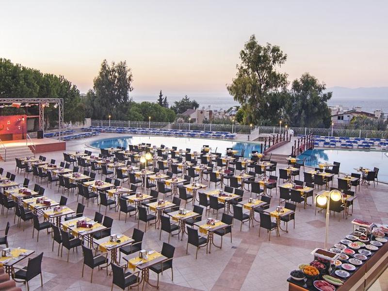 7945AC931095B07DB640F2C8D6A39305