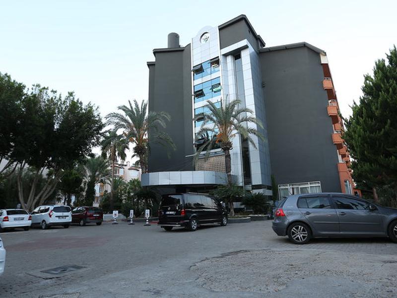 6579C01E9F2918372904ED3FE5BC77D0