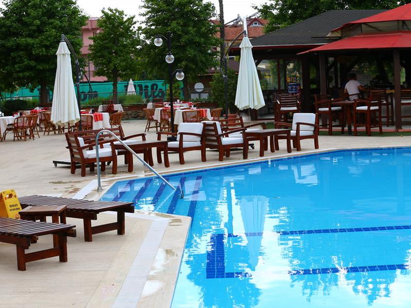 DB51610018FF89627A2C2F81309C9BAD