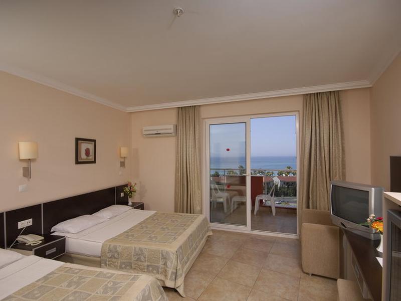 02B35FE9F703FD86F7DDD3456800E21E