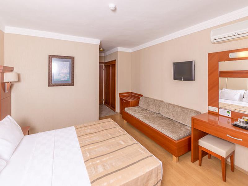 AF6DF29E8C1F189AD55F3CC1A477099D