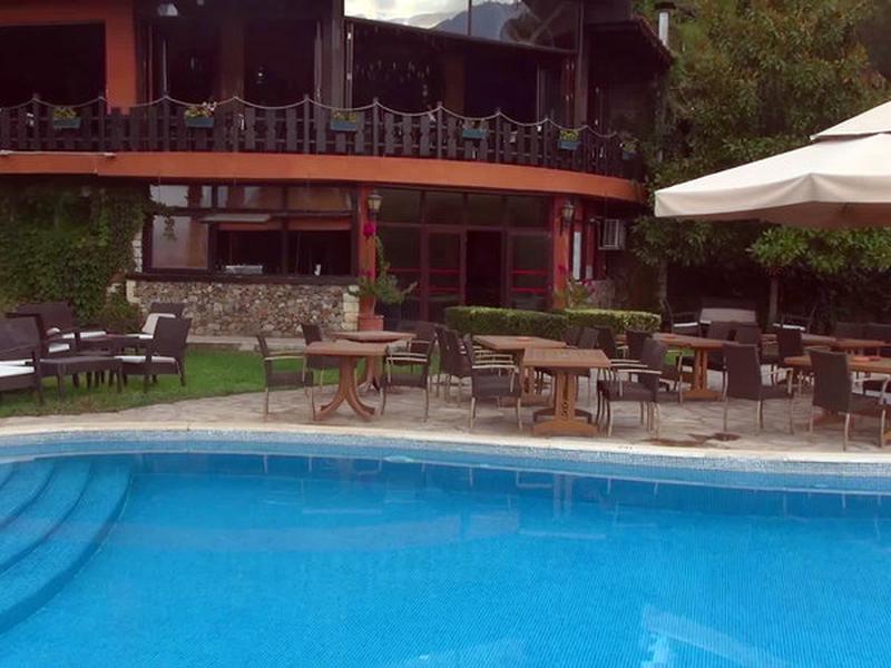 58D7A9B06EC62C534368F7F29C9B9EC8