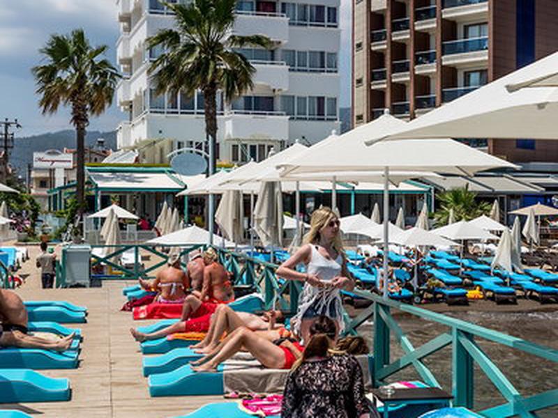 5EE638739FB617E0DC1DBDDF4751BEC2