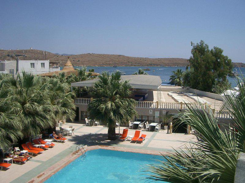 F01577DFCE1B1FB26A66D60FBACC3D38