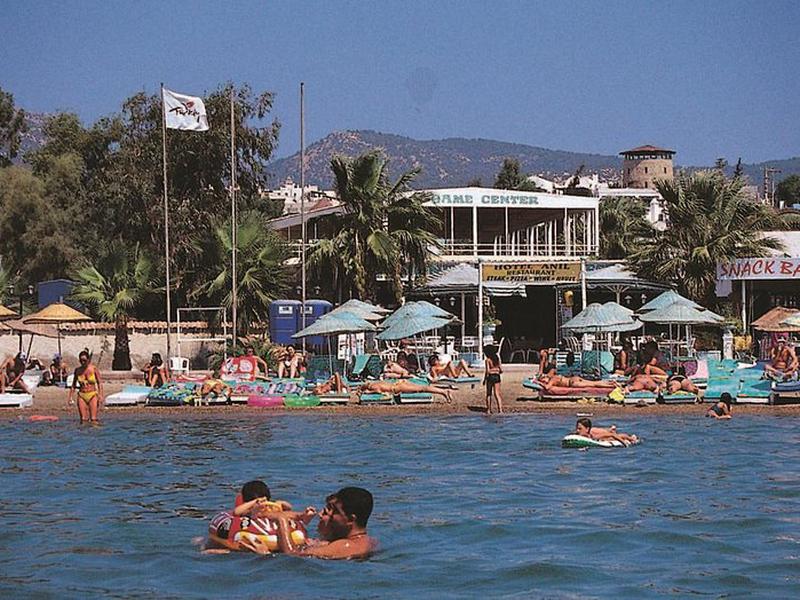 EEE0387244817A9B3EF7413667A198F6