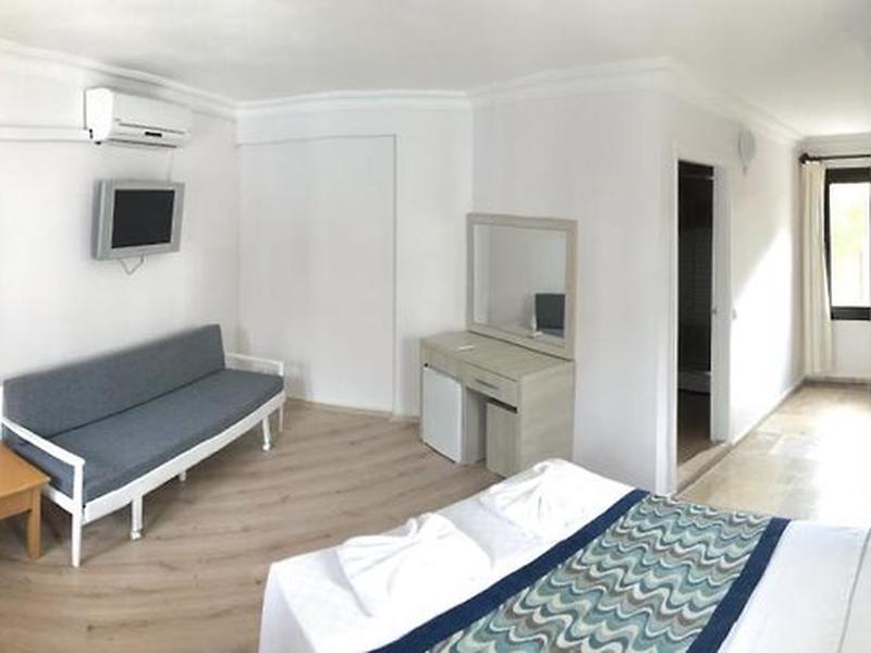 53F7BCF44A551EBD102E2CE1421B4635