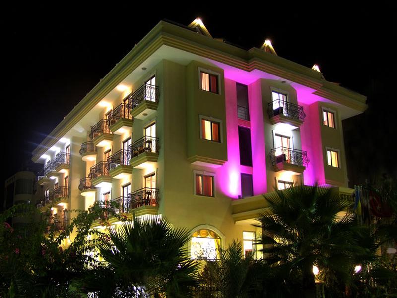 8B5D6A44087DAE4050D0898D60BA6DDC