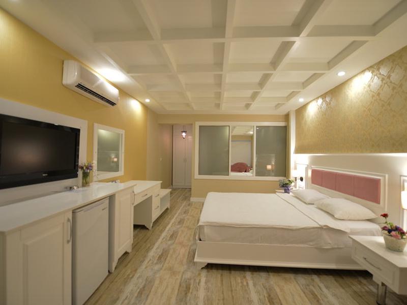 8A16A7BBE6097888C8DFC864209D272B