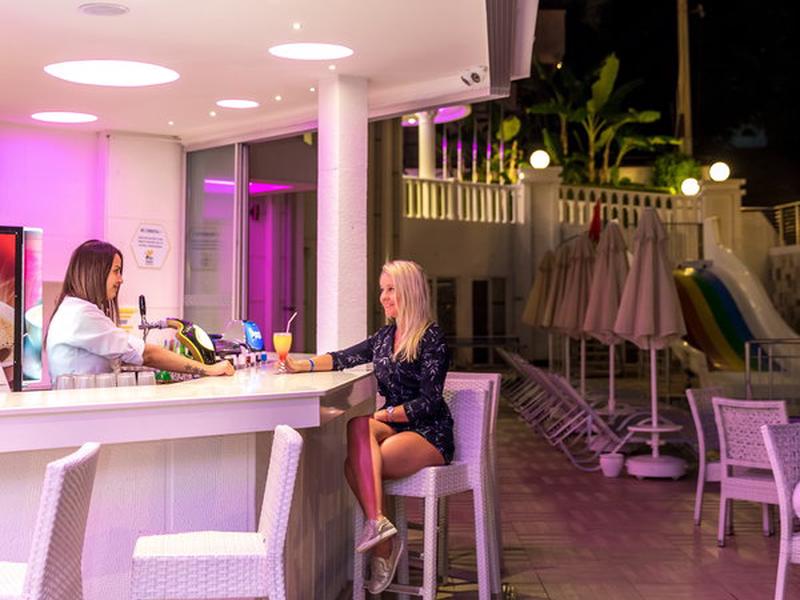 D6A1C6115D3D5D469EB36A82BAFBE367