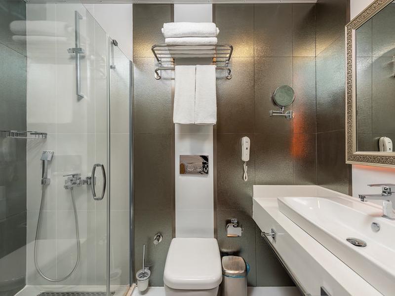 986460D3CEC85E368A77DE7C2E749B7A