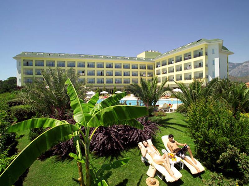 54D032DC6E2100EAB40D40CA93F64820