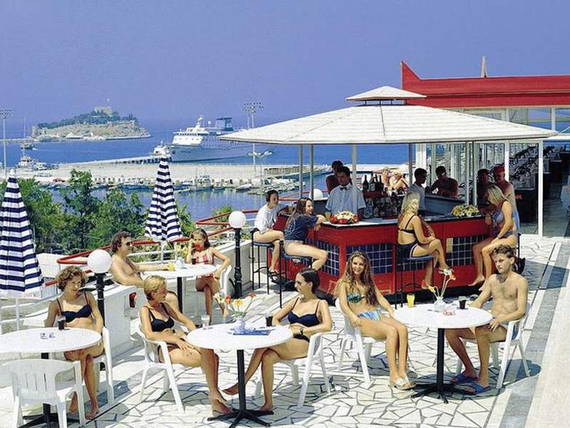 0ADE4F295DF76ABD8CF7363681EF1985