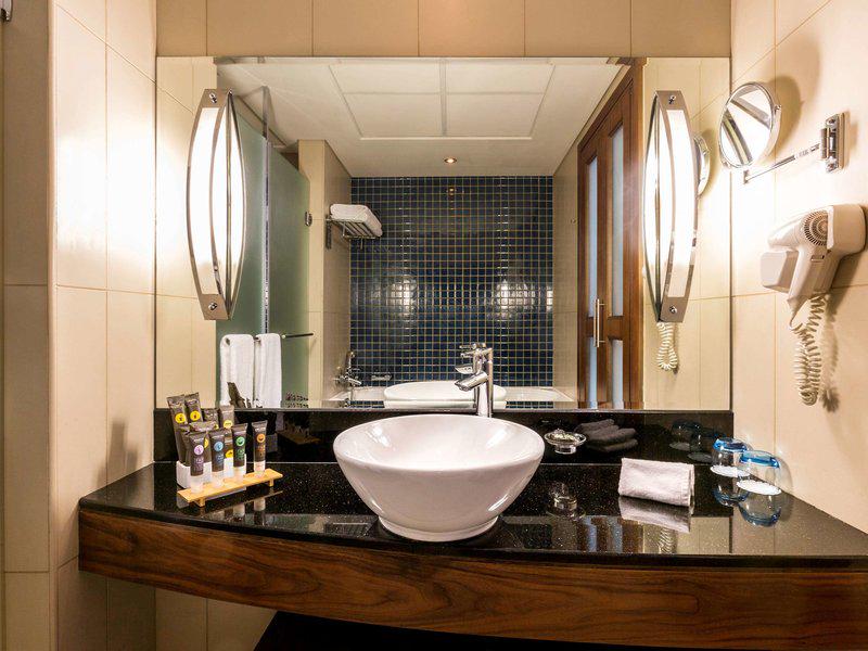 F19282806BAFA56996BE4E53793E8DD8