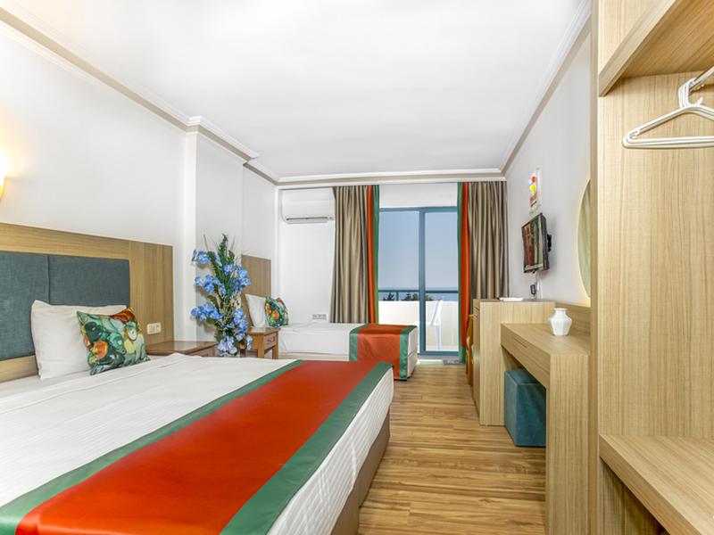 711F76EB1A25D444062FD4A57B9CA91F