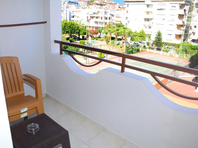 C96506E75E2D19631A2C0C8DACC212C2