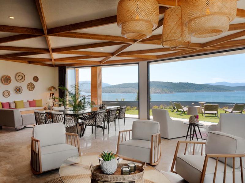 EFF0C1960BA79562D8622EFCB151C6B3