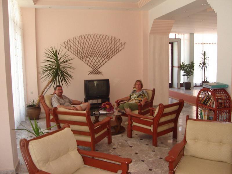 1B2AA41CF17E4E3EC20DDB021149A6C4