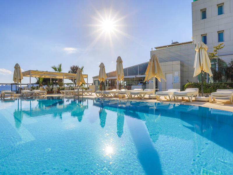 74F79C8AE06A715E7758C23AC04F6837