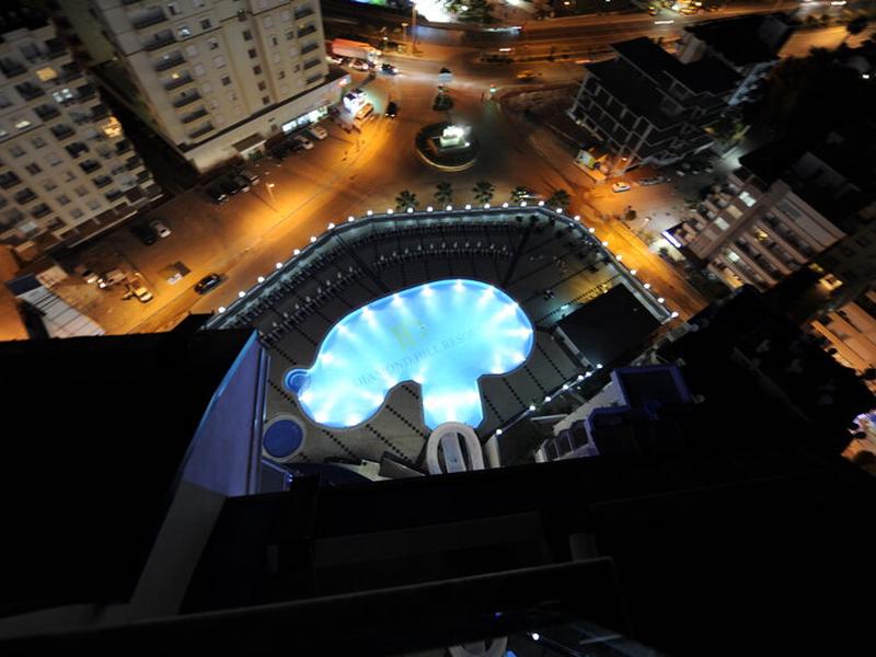 D7EA6A53CDD8141A6FF32E39E1CA9560